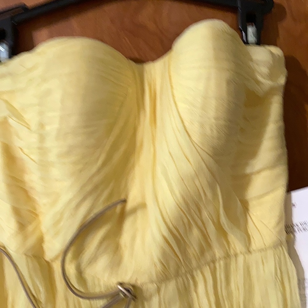 Strapless yellow dress size 6 Never worn